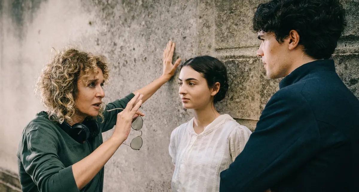 A Cannes L'arte della gioia di Valeria Golino