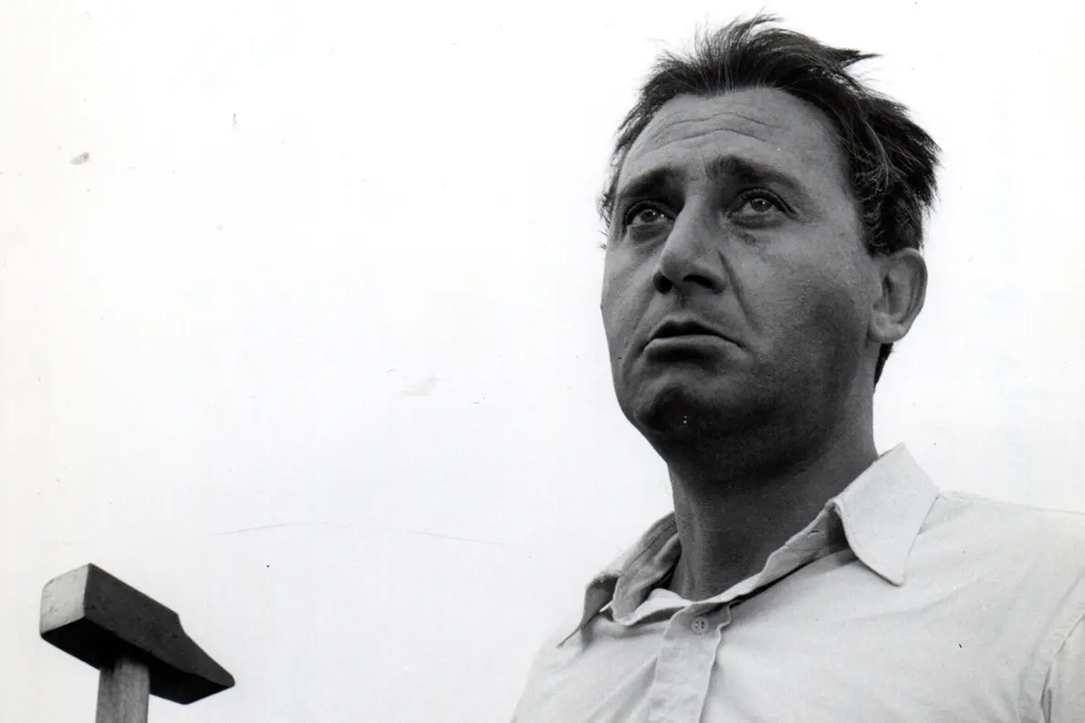 Alberto Sordi in Il maestro di Vigevano