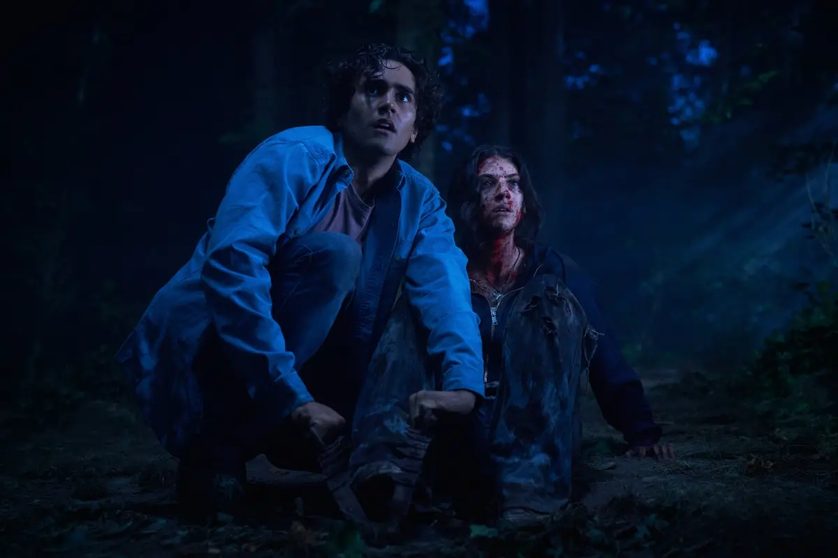 Michael Cimino and Ella Rubin in Until Dawn - Fino all\\'alba , Kerry Brown