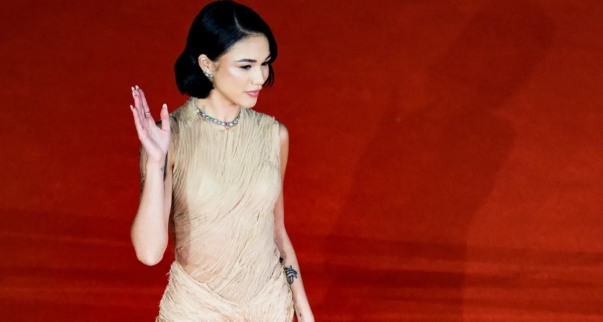 RoFF21- Red Carpet Melania Rea