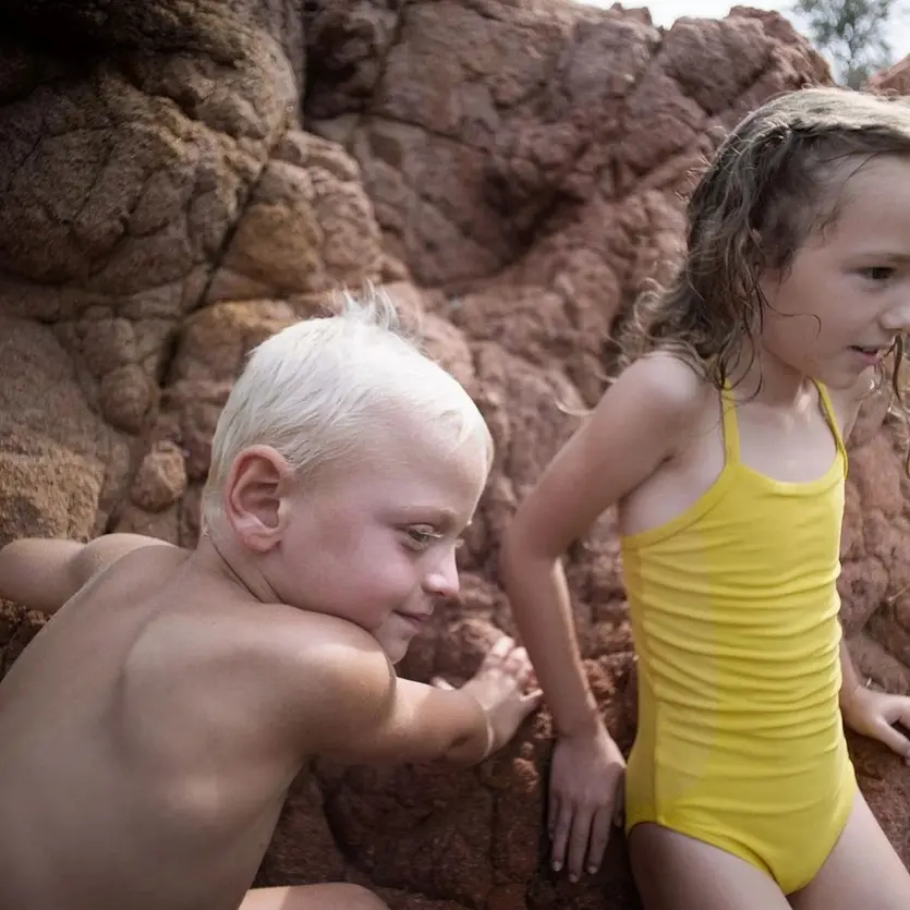Les Roches Rouges, Bruno Dumont ritrova il fuoco sacro grazie ai bambini, in Alice nella Città
