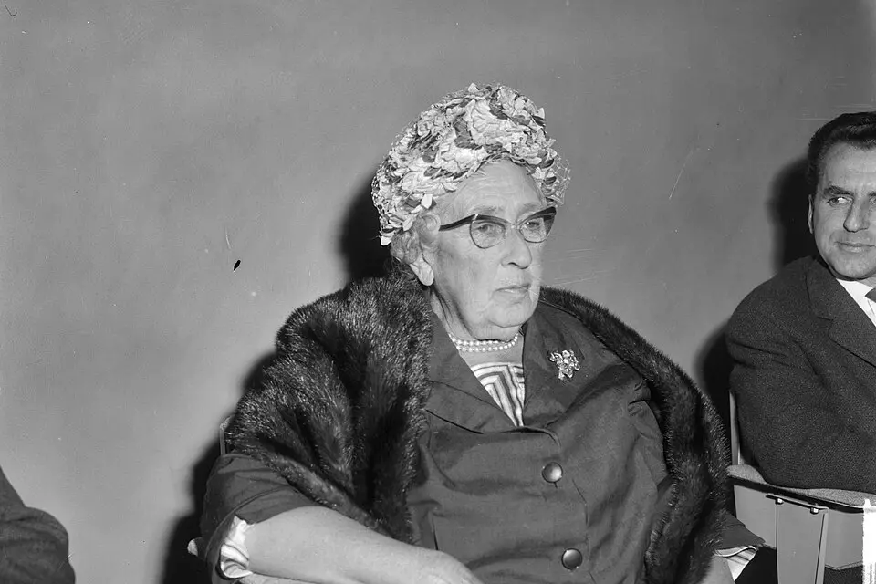 Agatha Christie