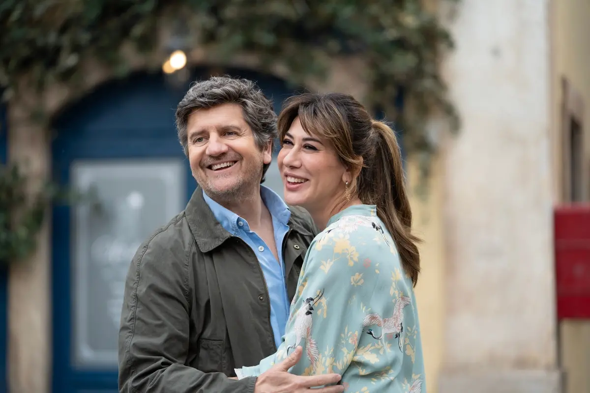 Fabio De Luigi e Virginia Raffaele in Un bel giorno , Loris T. Zambelli