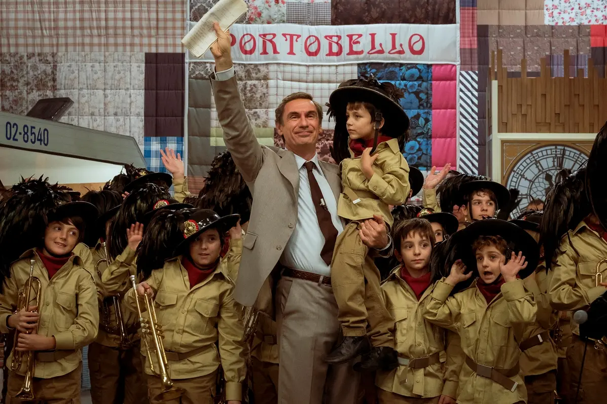 Fabrizio Gifuni in Portobello , Anna Camerlingo