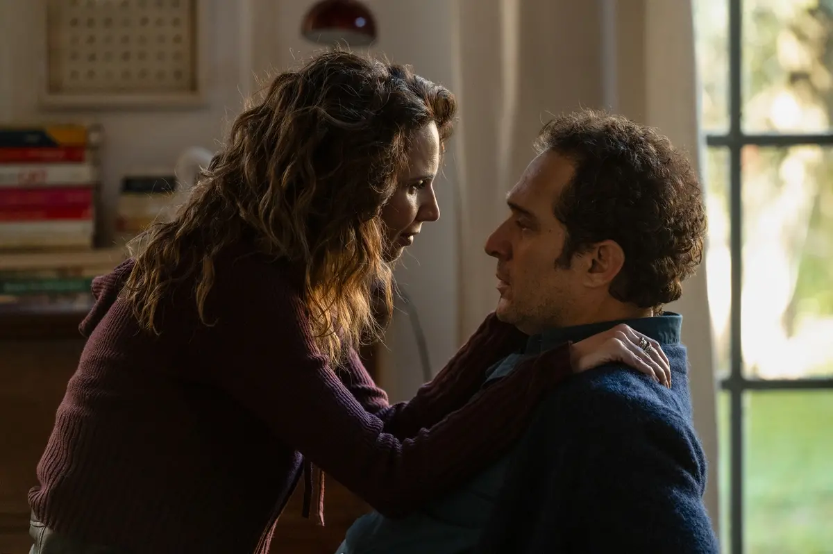 Emanuela Fanelli e Claudio Santamaria in Il rumore delle cose nuove - Foto Maria Marin