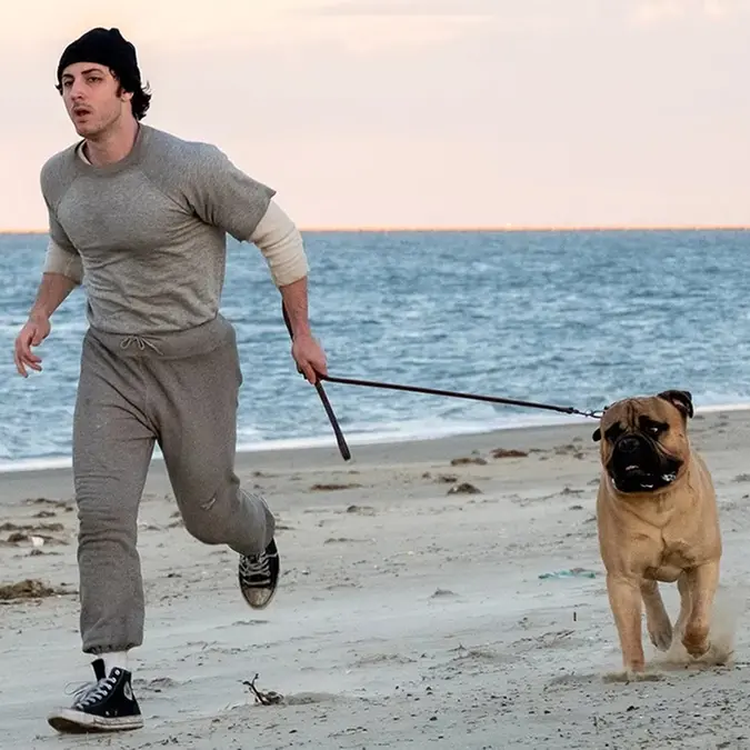 I Play Rocky, la nascita del mito di Stallone e del suo capolavoro in una commedia nostalgica