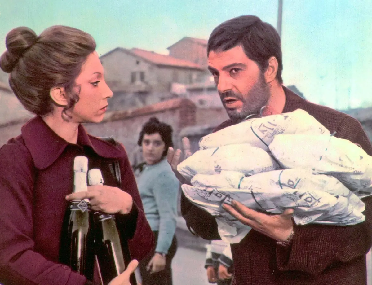 Mariangela Melato e Nino Manfredi in Lo chiameremo Andrea