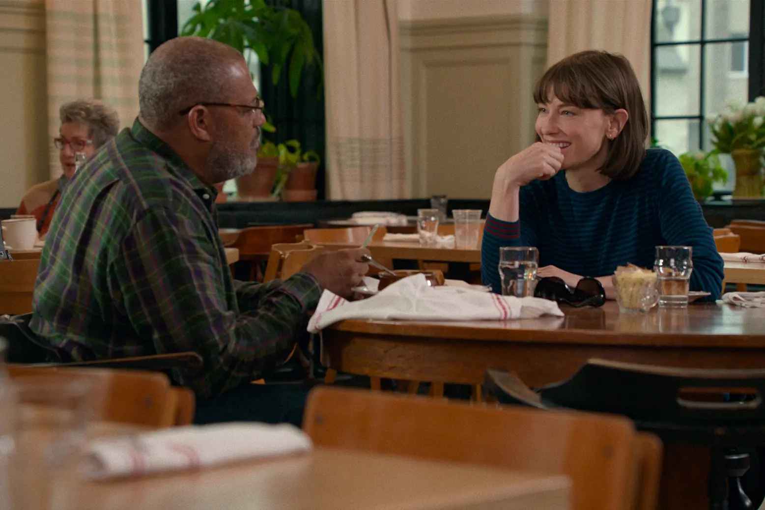 WYGB_FP1200_RLaurence Fishburne stars as Paul Jellinek and Cate Blanchett as Bernadette Fox in Richard Linklater’s WHERE’D YOU GO, BERNADETTE, an Annapurna Pictures release.Credit: Annapurna Pictures