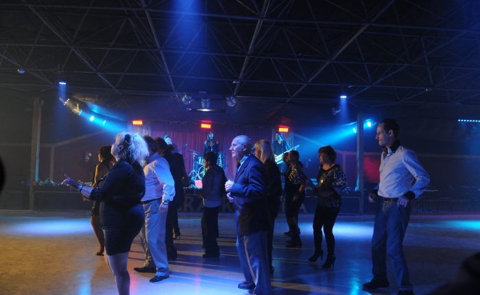 La Notte è Piccola Per Noi Canzone